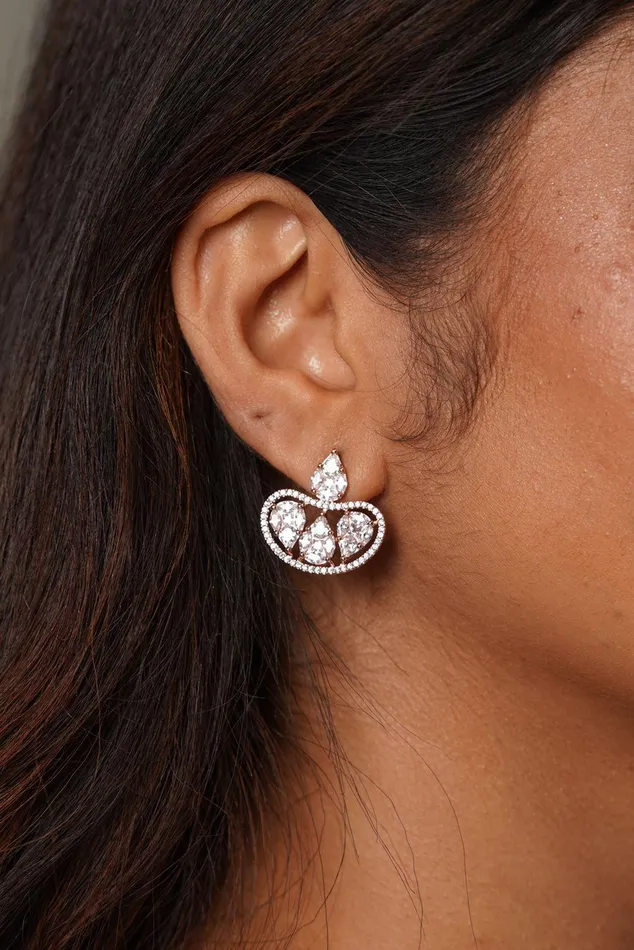 Earrings Attrangi Rhea Mangalsutra with Earrings in Rose Gold