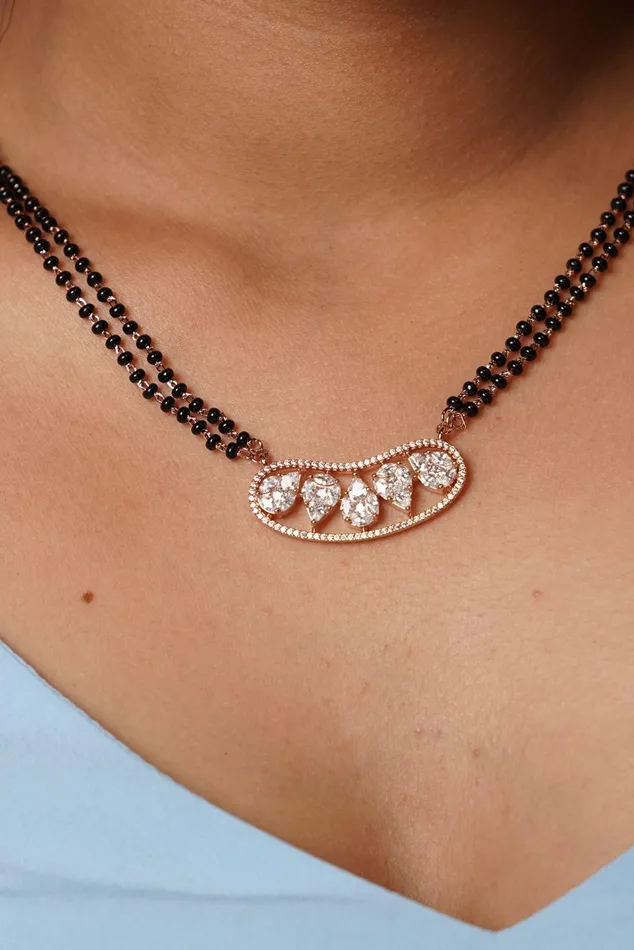 Earrings Attrangi Rhea Mangalsutra with Earrings in Rose Gold