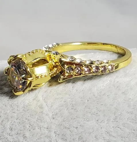 alice R706 Gold Gemstone Rhinestone Ring Rings