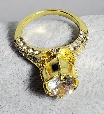 alice R706 Gold Gemstone Rhinestone Ring Rings