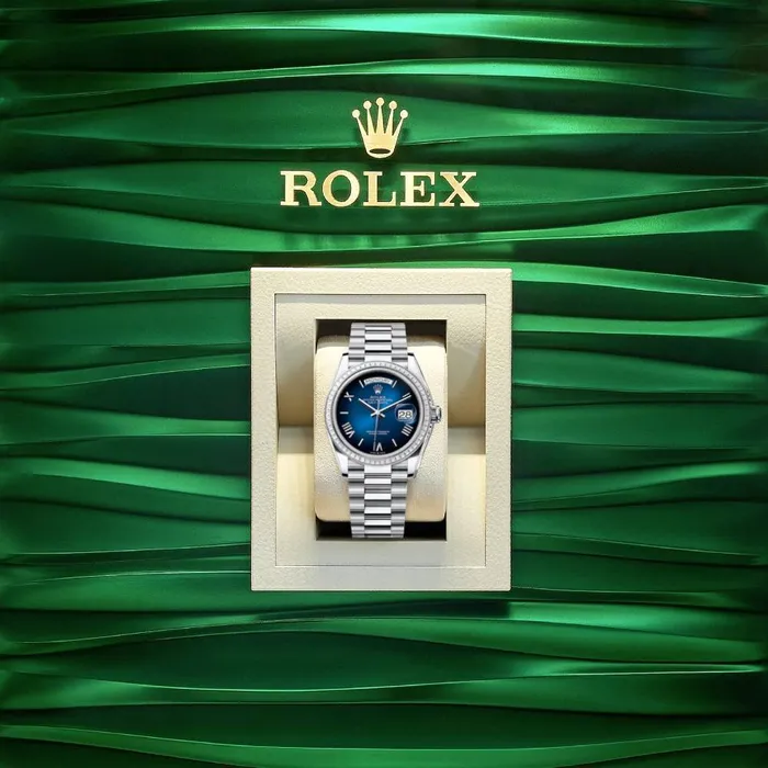 Bracelets Rolex 2024 Release Rolex DayDate 36 mm Platinum President bracelet Blue ombre dial Diamond bezel Mens Watch 128396TBR