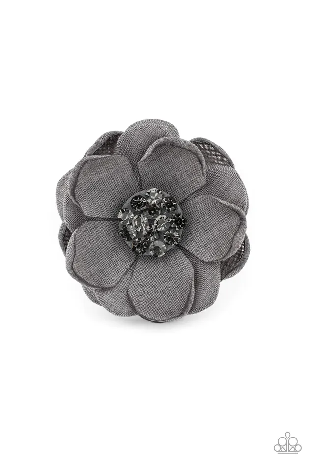 Paparazzi Hair Accessories Dewdrop Dazzle Silver Paparazzi Jewelry Rings