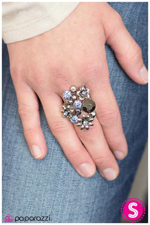 Paparazzi Jewelry Rings Paparazzi Ring What Lies Beneath Blue
