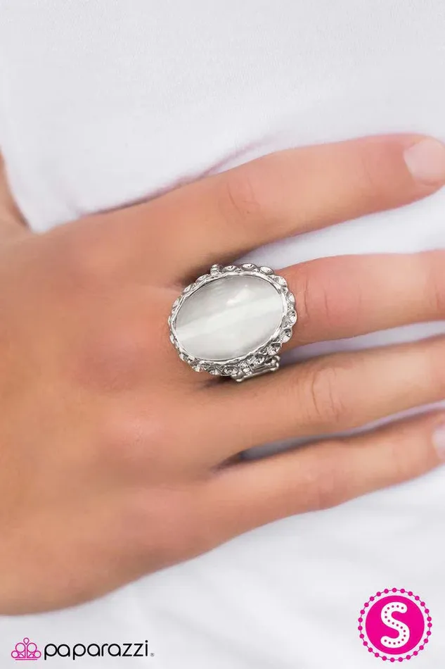 Paparazzi Ring Fleeting Romance White Paparazzi Jewelry Rings