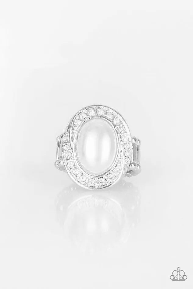 Paparazzi Ring The ROYALE Treatment White Paparazzi Jewelry Rings