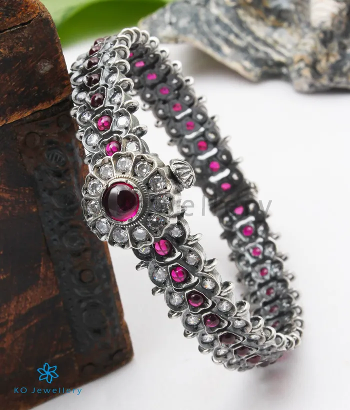 Silversmith Bracelets The Agraja Silver Kempu Bracelet OxidisedSize 22242628 Silversmith Bracelets The Agraja Silver Kempu Bracelet OxidisedSize 22242628