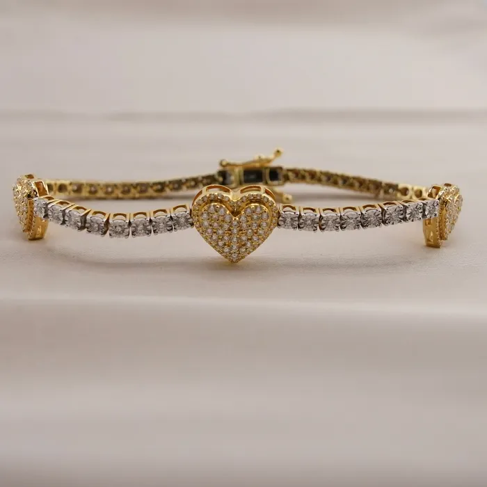 10k Gold Diamond Heart Bracelet 7in C713 AB and J Bracelets