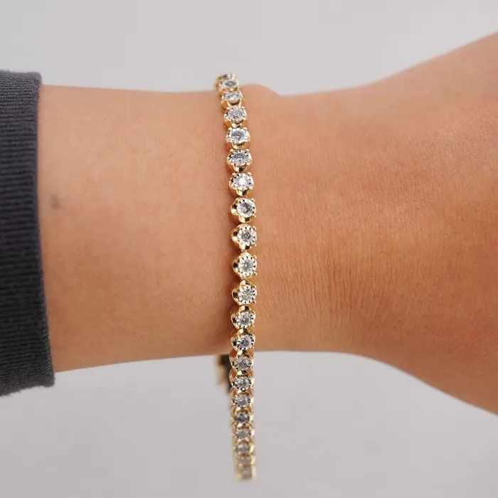 10k Gold Diamond Illusion Bracelet 8in C735 AB and J Bracelets