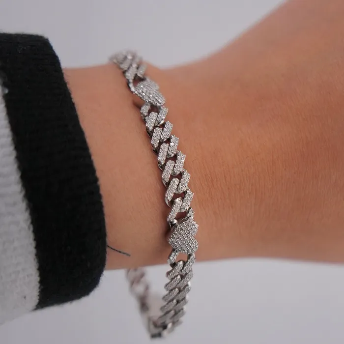Bracelets AB and J 10k Gold Diamond Heart Bracelet 7in C725
