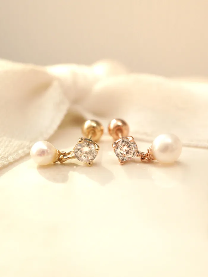 MinimalBijoux Earrings 14K Gold Drop Cubic Pearl Cartilage Earring 20G18G