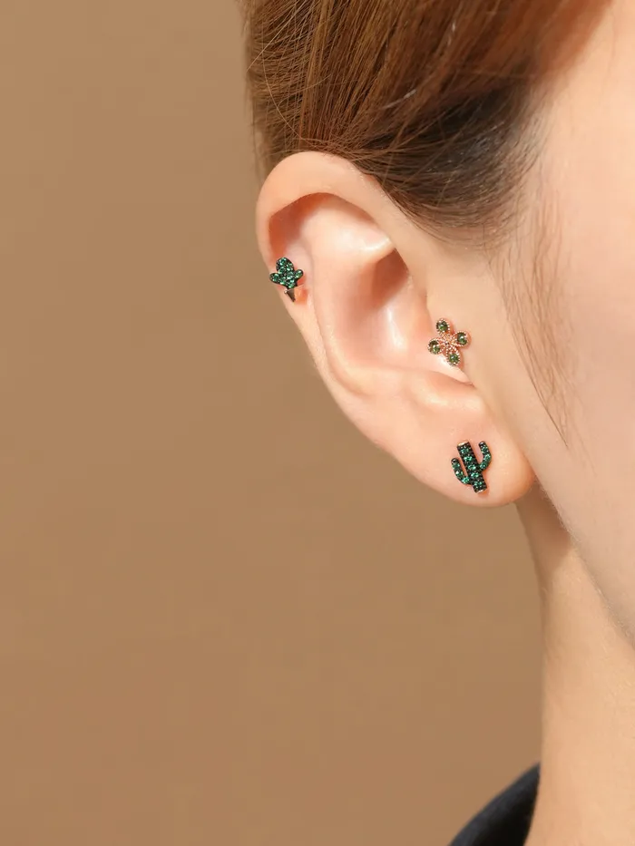 MinimalBijoux Earrings 14K Gold Green Cactus Cartilage Earring 18G