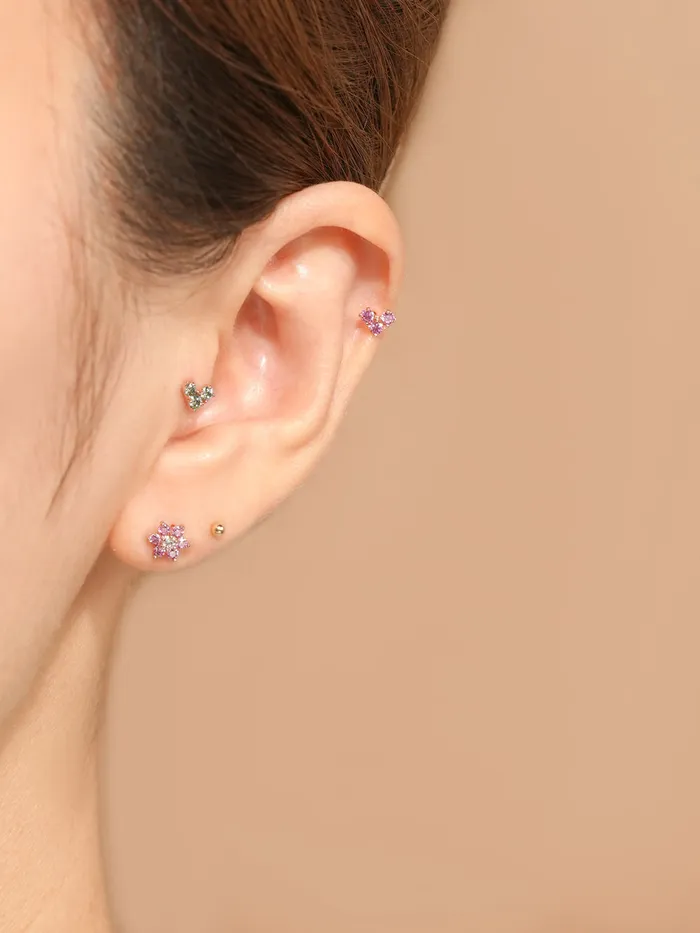 MinimalBijoux Rings 14K Gold Moissanite Block Heart Internally Threaded Labret Piercing 20G18G16G