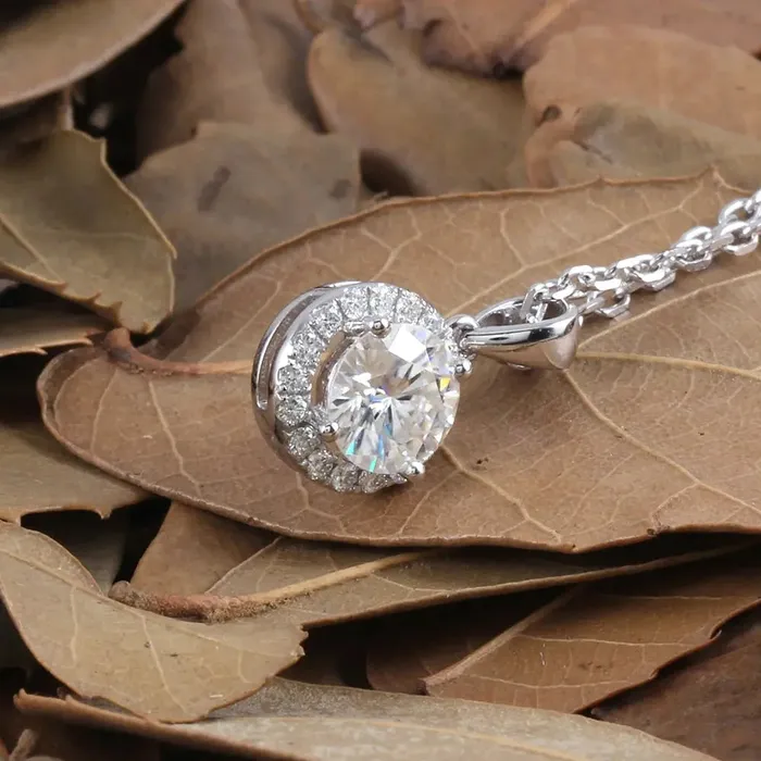 Necklaces Luxus Moissanite Rings Jewelry White Gold Moissanite Womens Necklace White Gold 10K Pendant 117ct Total
